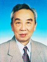 李季伦