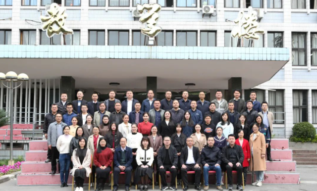 广西壮族自治区来宾市象州县纪检监察干部  学习习近平新时代中国特色社会主义思想  和党的二十大精神专题研讨班开班