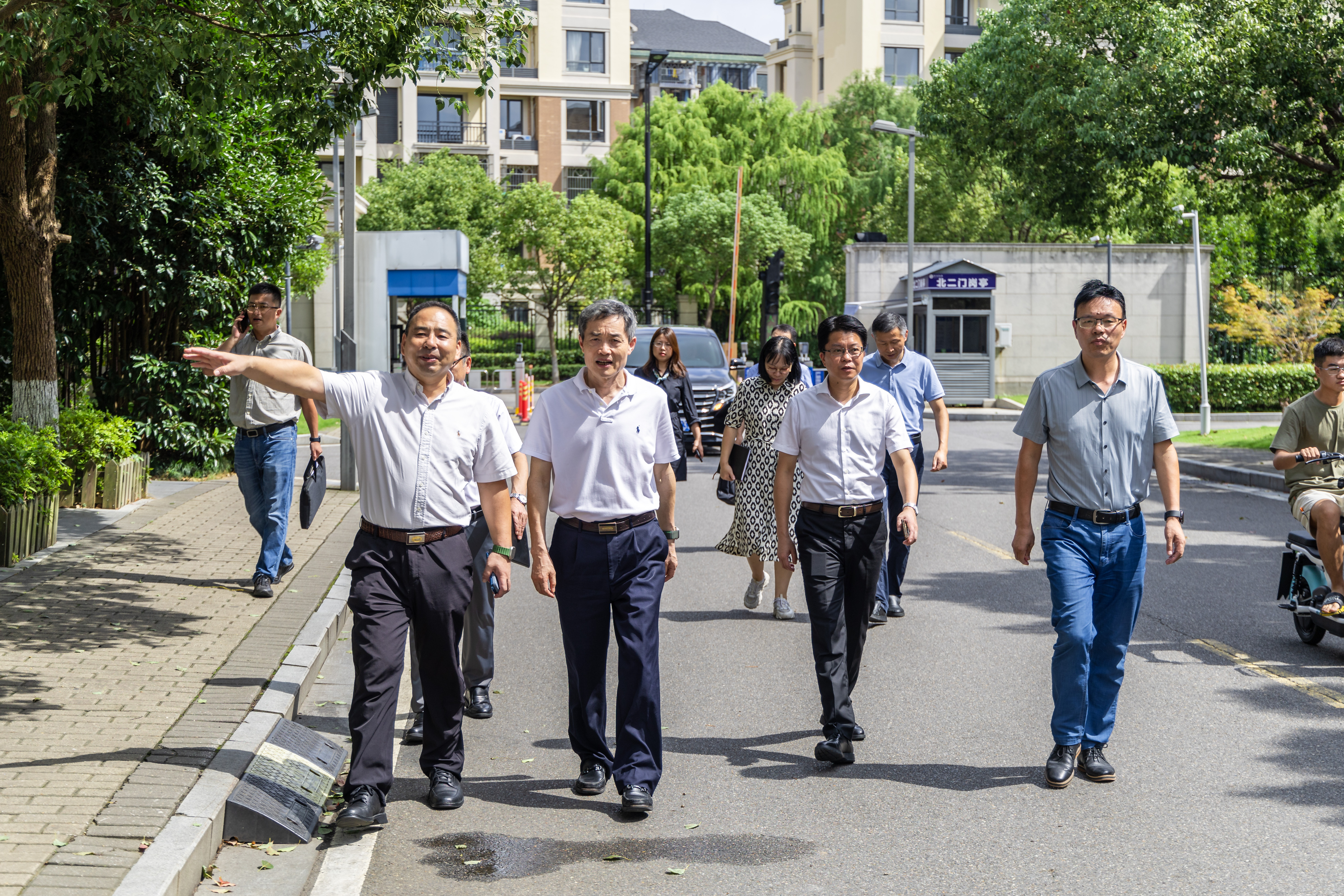 省教育厅党组成员、省教育考试院党委书记孙恒一行来校检查指导秋季开学工作